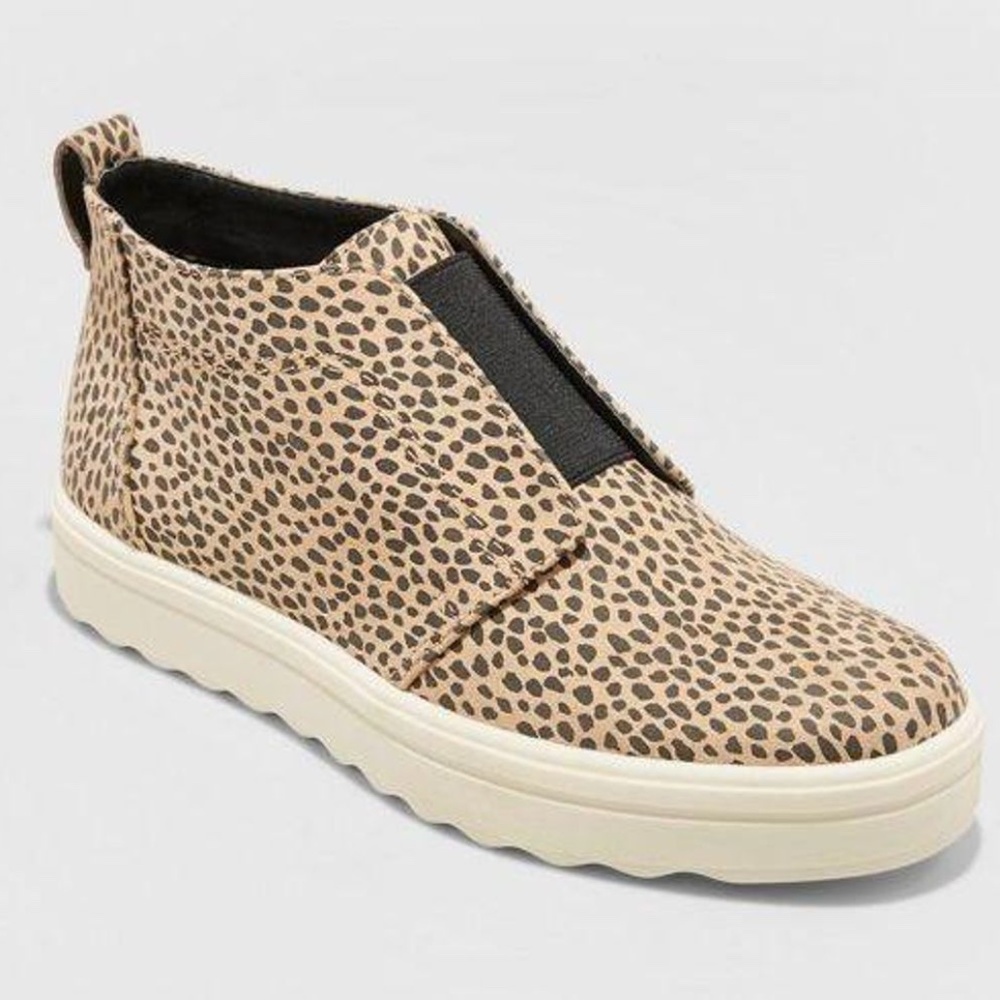 Universal Thread Leopard Print Sneakers